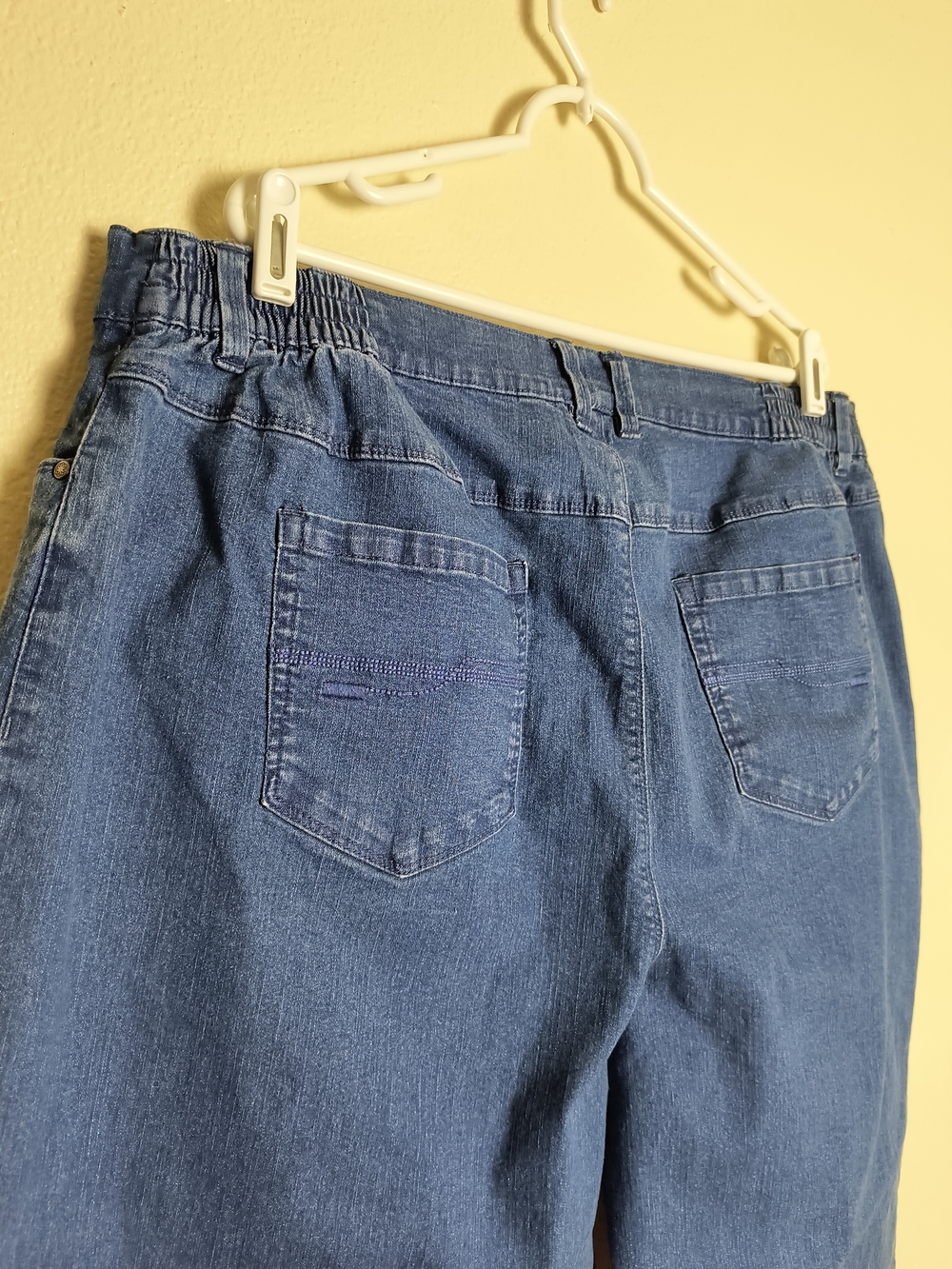 Catherines Right Fit Curvy Blue Ankle-Length Stretch Jeans - Whiskering - Picture 4 of 6